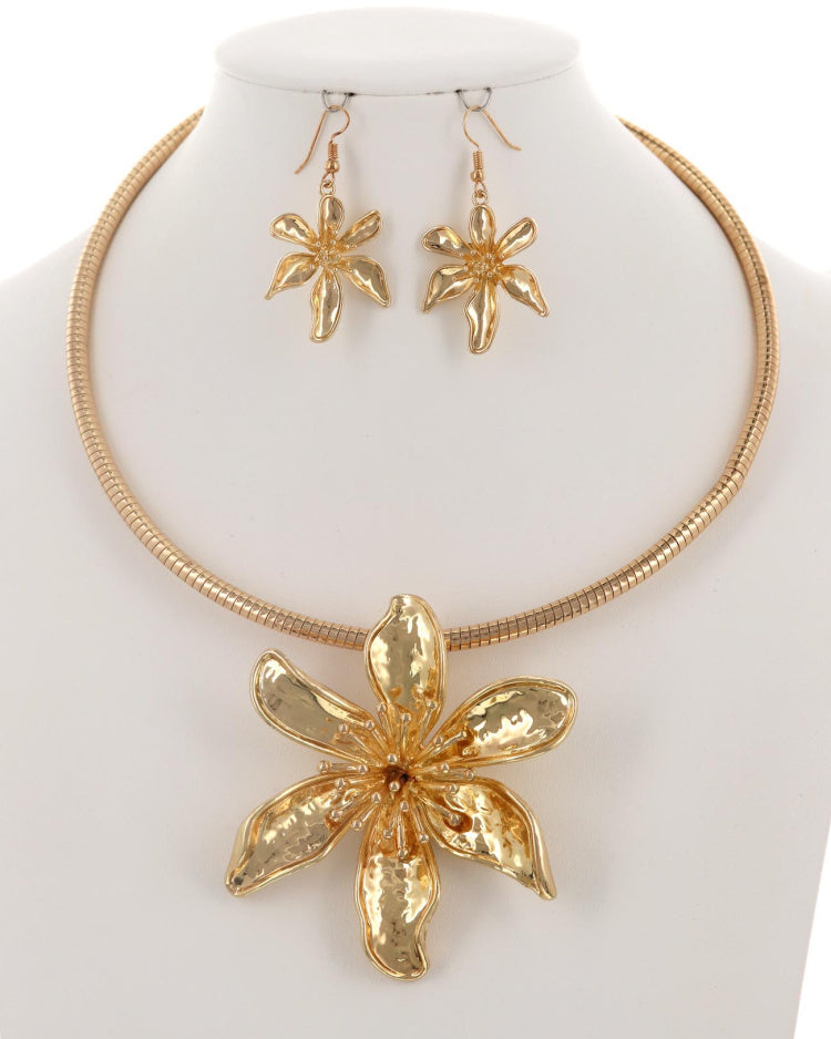 FLOWERBOMB NECKLACE SET