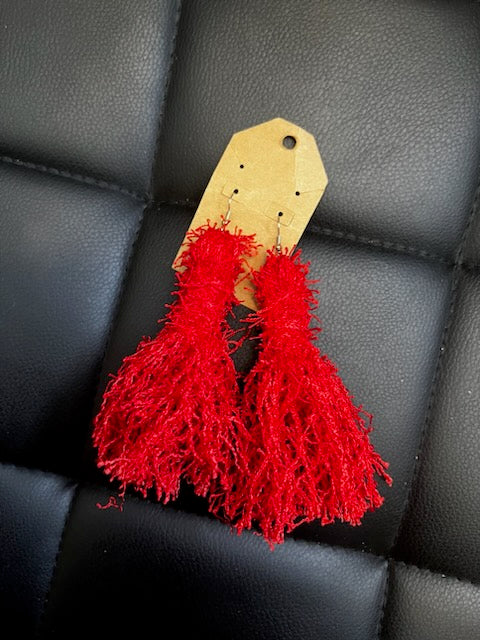 RED SCRUBBYTASSEL EARRINGS